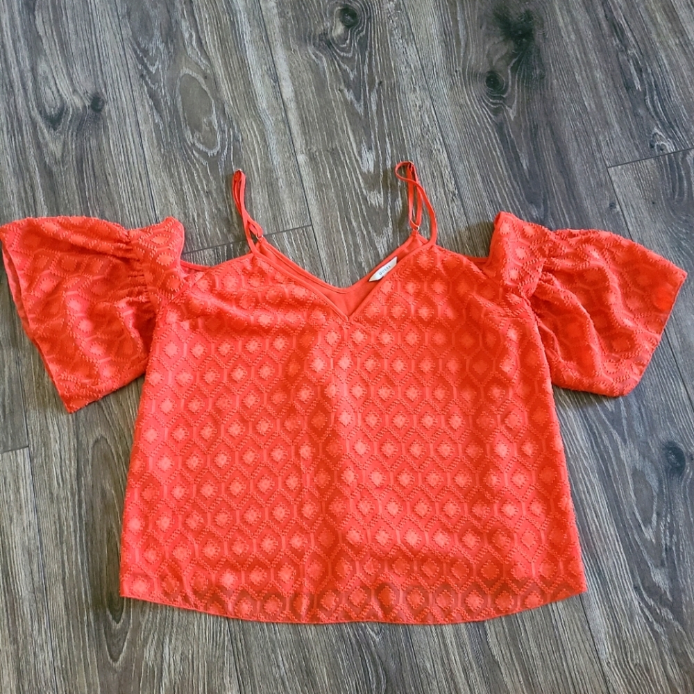Cold shoulder orange blouse by Guess